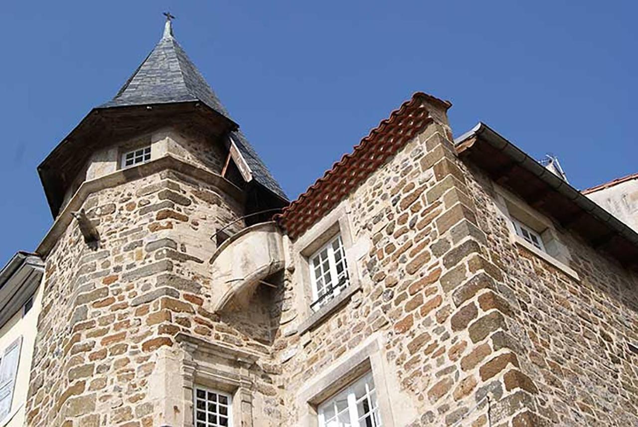 Le Puy-en-Velay Maison Au Loup - Superbe Ancien Hotel Particulier Du Xvie Siecle Au Coeur De La Vieille Ville Du Puy מראה חיצוני תמונה
