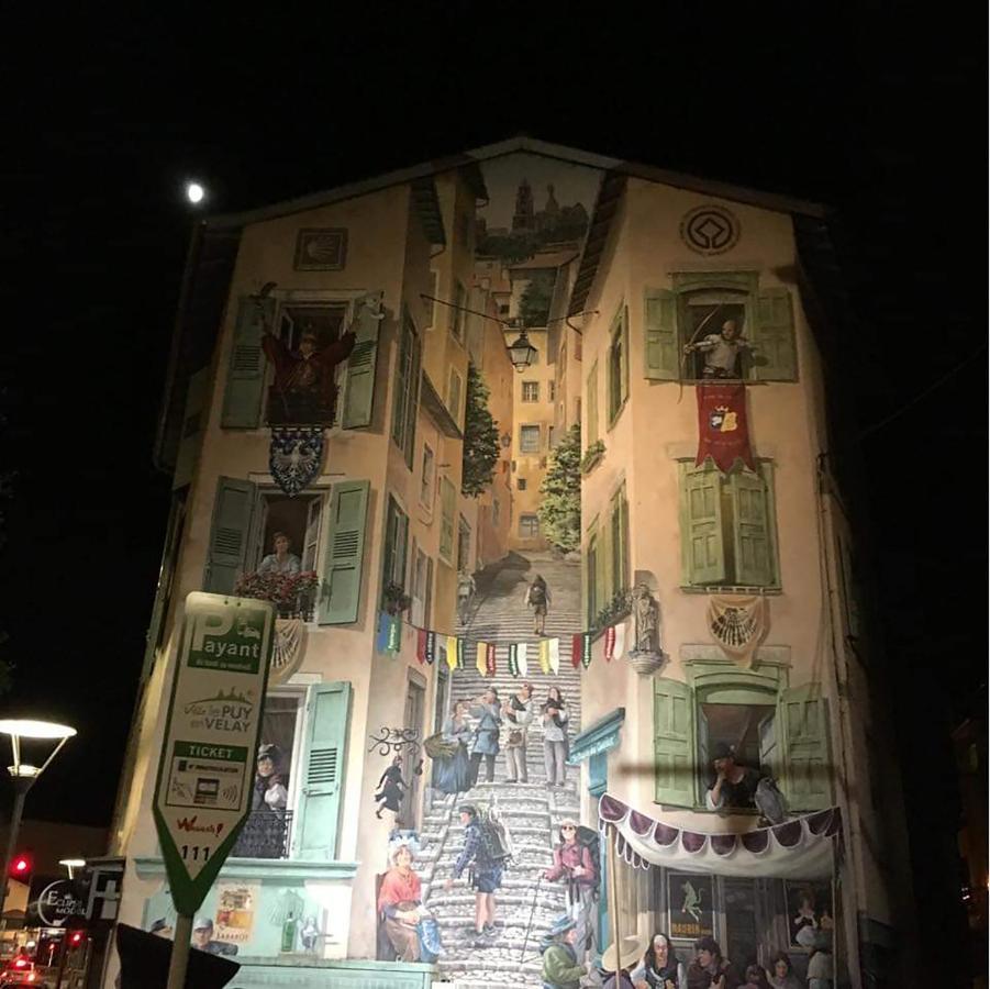 Le Puy-en-Velay Maison Au Loup - Superbe Ancien Hotel Particulier Du Xvie Siecle Au Coeur De La Vieille Ville Du Puy מראה חיצוני תמונה