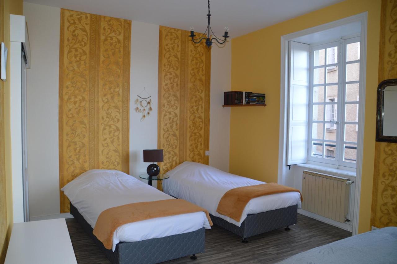 Le Puy-en-Velay Maison Au Loup - Superbe Ancien Hotel Particulier Du Xvie Siecle Au Coeur De La Vieille Ville Du Puy מראה חיצוני תמונה